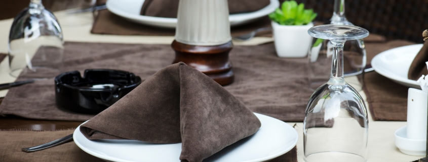 Maximizing Restaurant Ambiance with Premium Table Linens